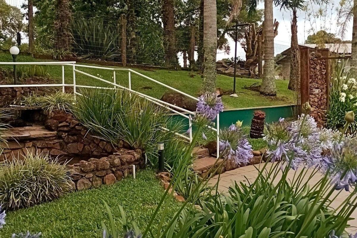 Apartamento No Residencial Village No Centro De Gramado, Com Piscina Aquecida E Hidromassagem Exterior foto